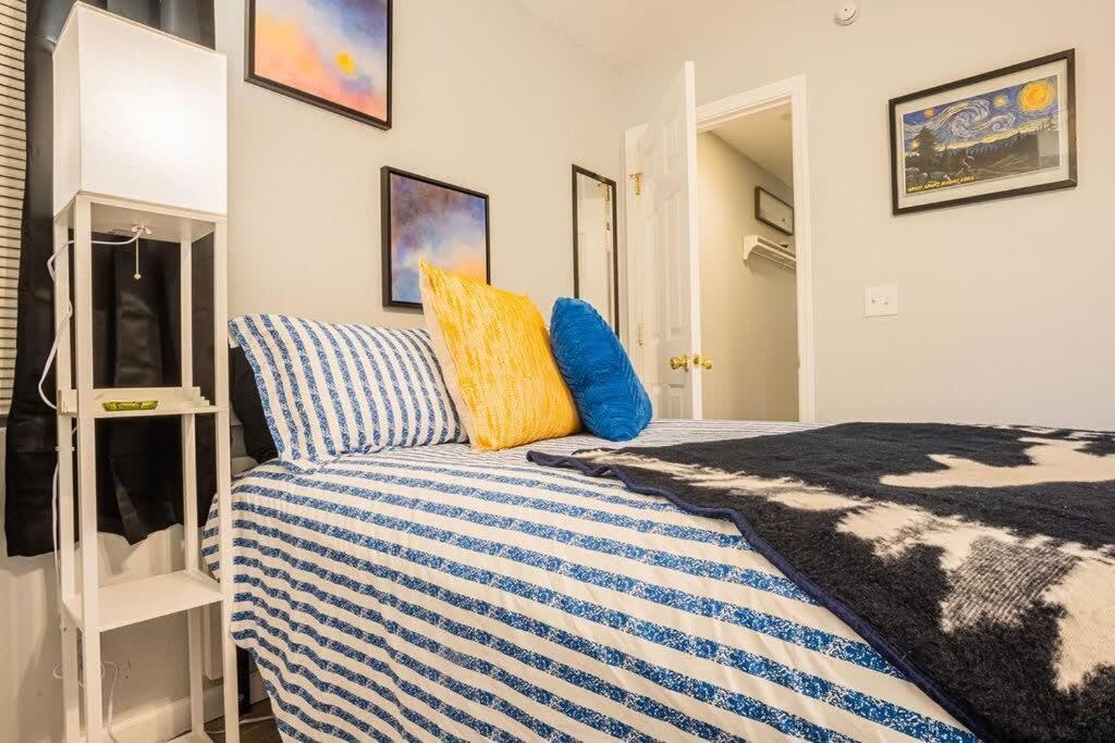 Sasquatch Lodge E Sleeps 13 แกตลิงเบิร์ก ภายนอก รูปภาพ